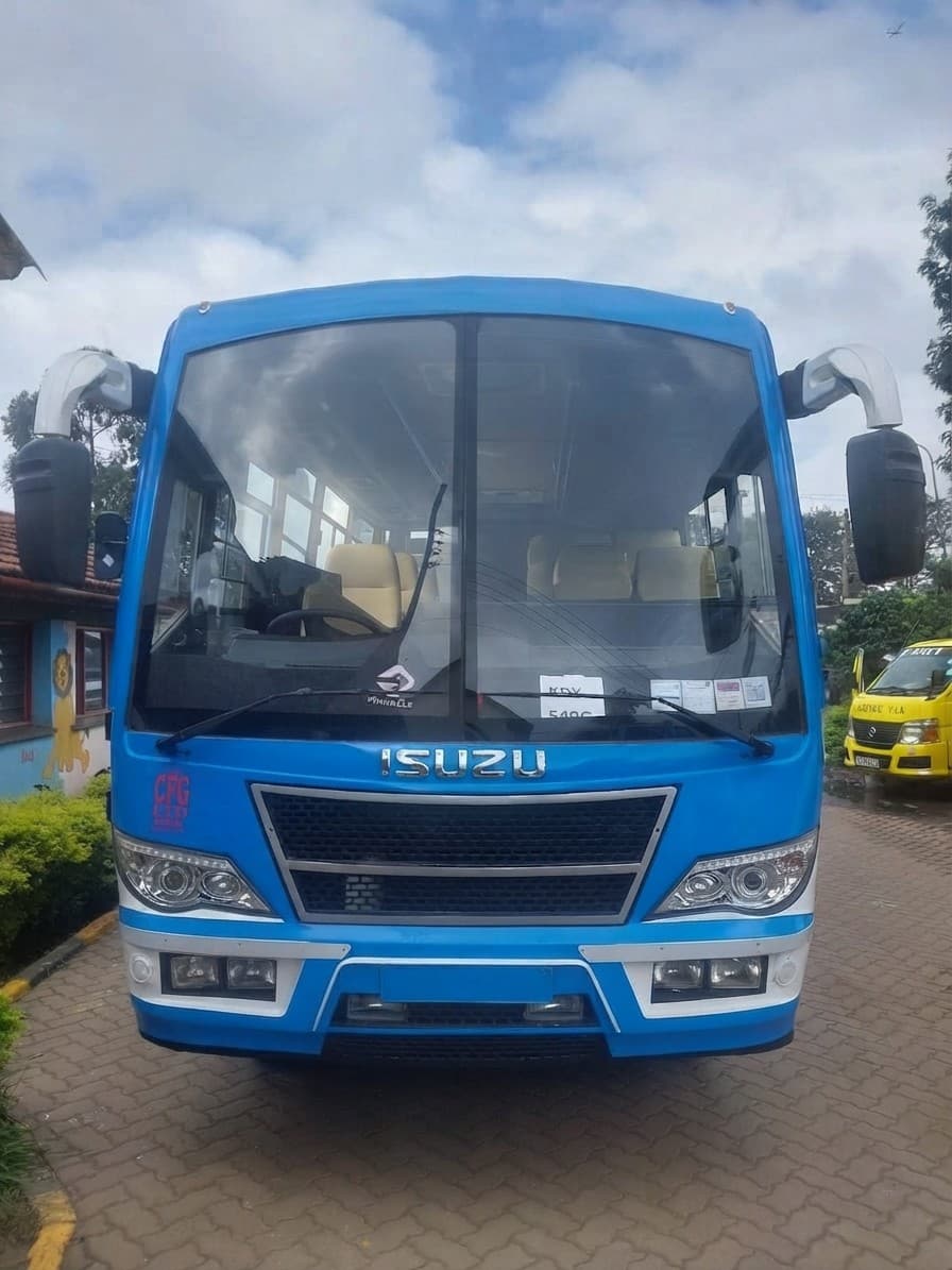 Isuzu 51-Seater
